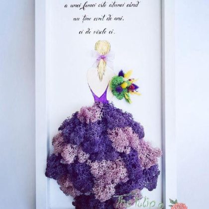 Domnisoara cu buchet din floricele uscate (personalizabil)